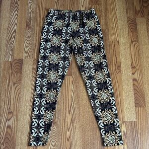 New Mix Black and Gold Patterned Leggings Plus Size